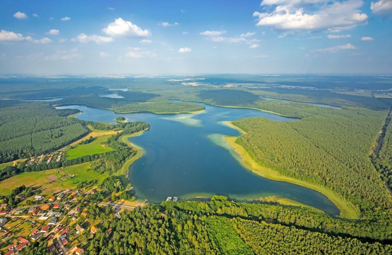 Готель Altes Gutshaus-Federow Екстер'єр фото